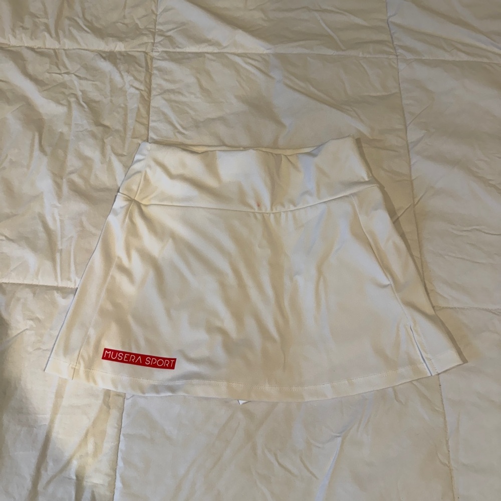 White Musera Sport Athletic Skirt Skort – Size XS